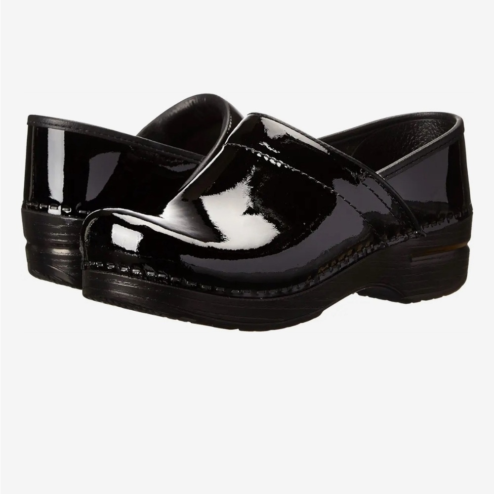 Dansko black patent clog